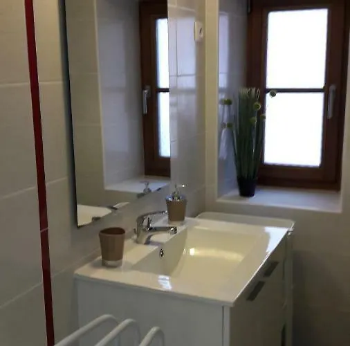 Comme Tour Dans Le Centre Historique