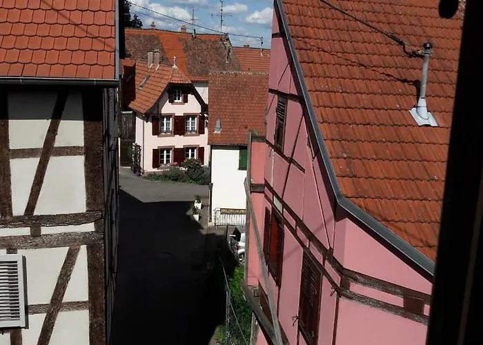 Comme Tour Dans Le Centre Historique * Bouxwiller (Bas-Rhin)